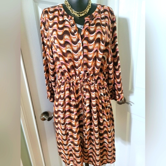 Geometric Print Dress - Picture 1 of 6